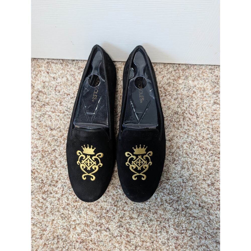 AEROSOLES BETLINIA size 8.5; Black velvet loafers/flats, gold embroidered crest - Picture 11 of 11